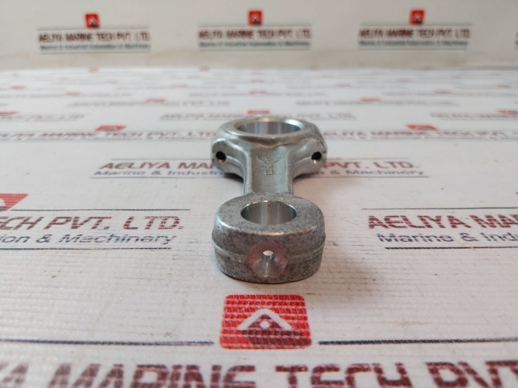 B-109 Connecting Rod 01031