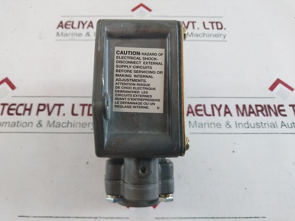 Barksdale P1H-f340 Pressure Switch