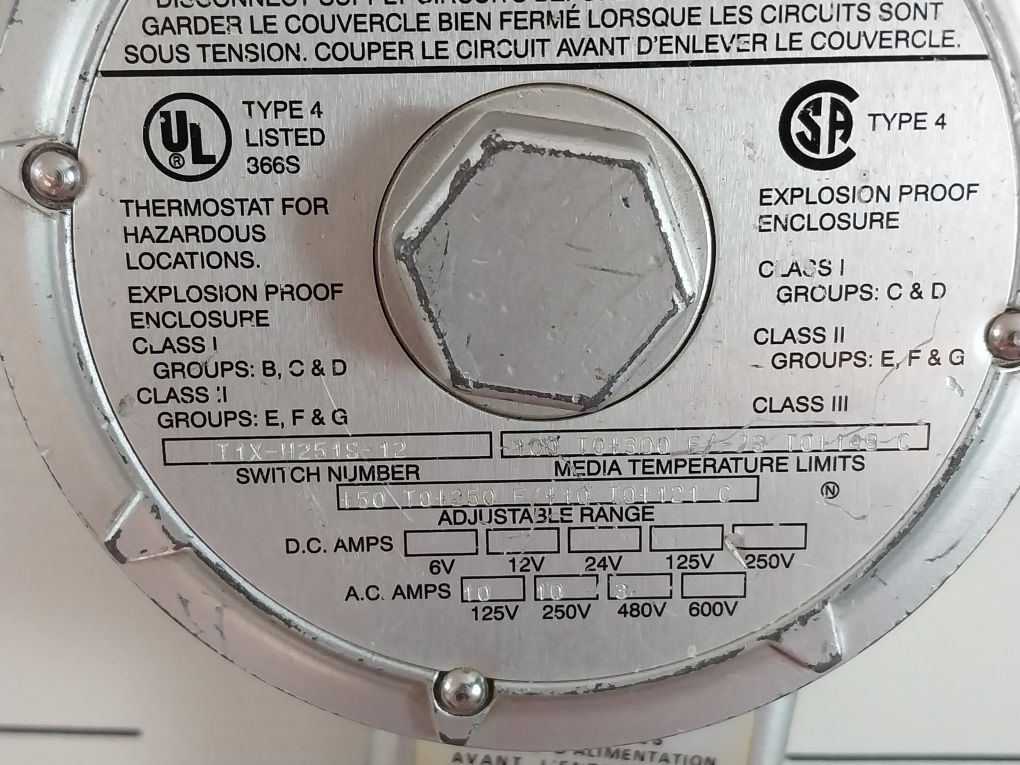 Barksdale T1X-h251S-12 Temperature Switch