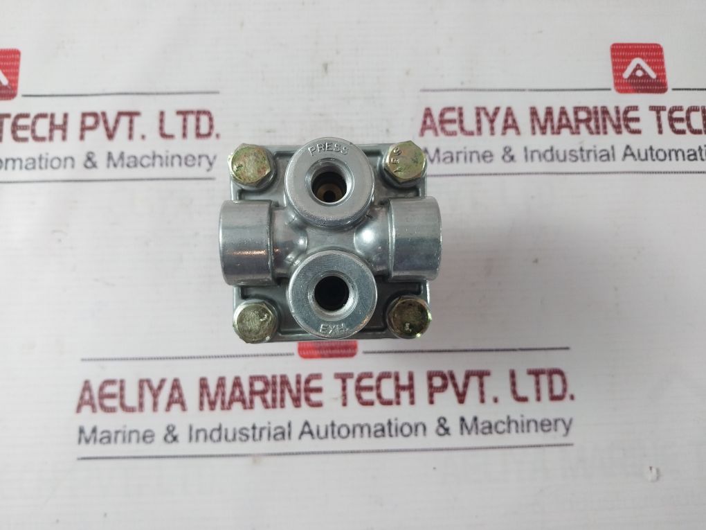 Barksdale Valve 9001-m-e Aluminum Directional Control Valve