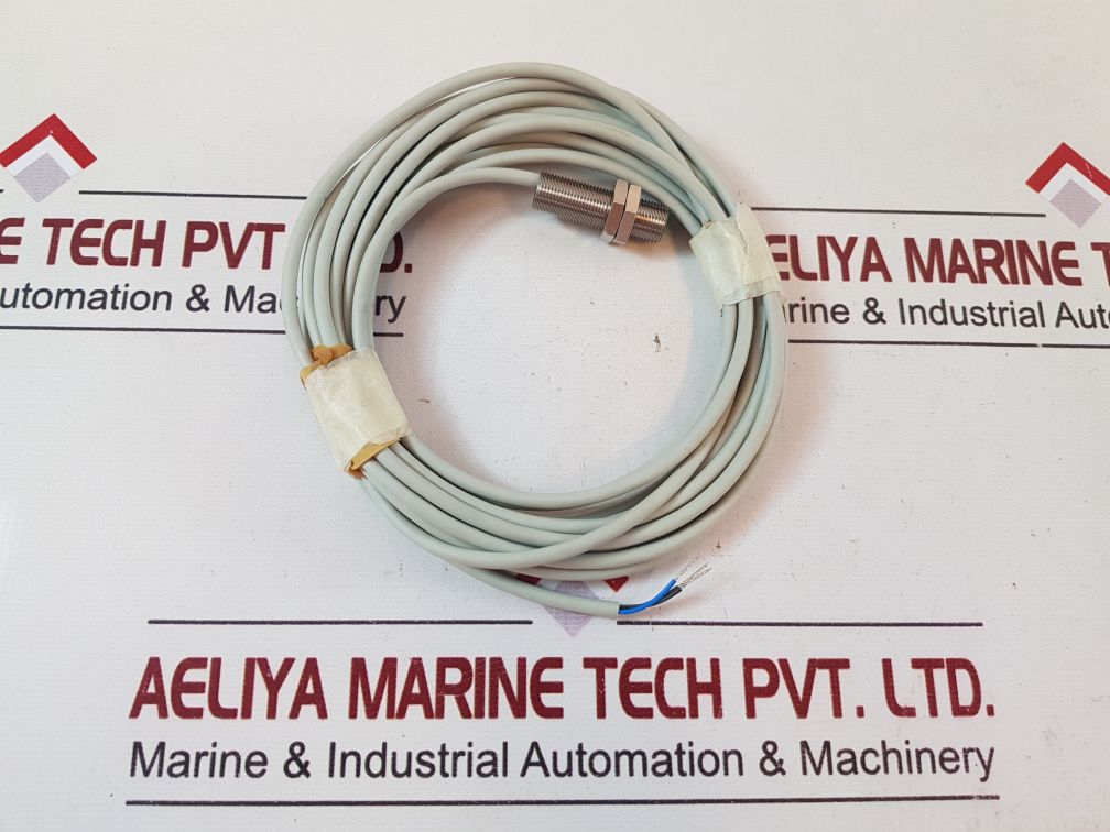 Baumer ifrm 12p1702/pl/0500 inductive sensor