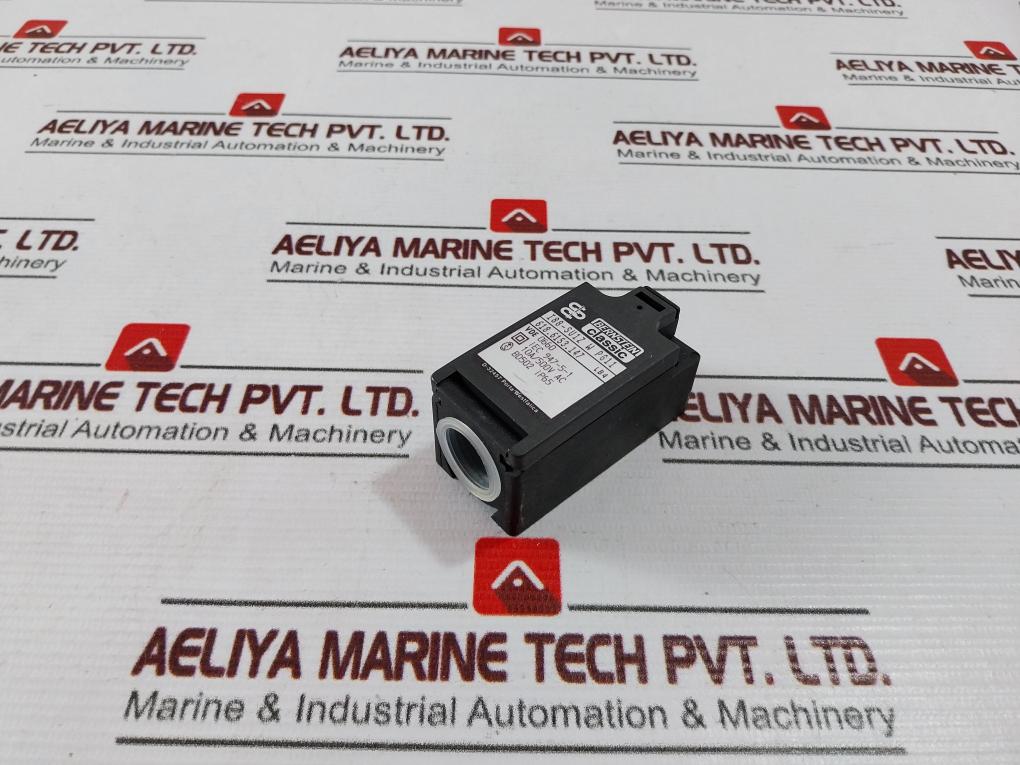 Bernstein I88-su1Z W Pg11 Limit Switch With Roller Lever Actuator 10A/500V Ac