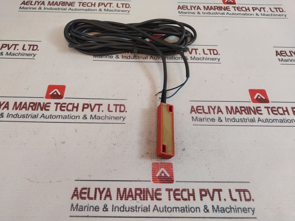 Bernstein Mak-1212-f-5-vdr Magnetic Switch With 5 Meter Cable