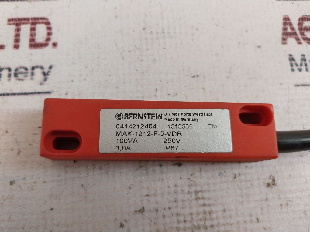 Bernstein Mak-1212-f-5-vdr Magnetic Switch With 5 Meter Cable