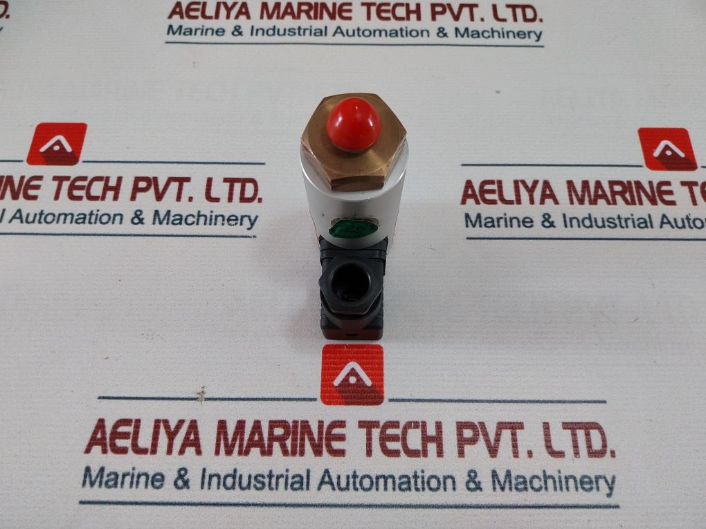 Beta B2-p504H-bxb-p2-bg-x1 Pressure & Temperature Switch