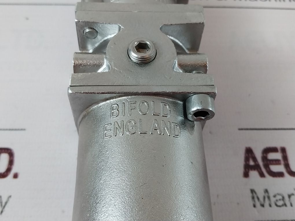 Bifold Mmse06Fr