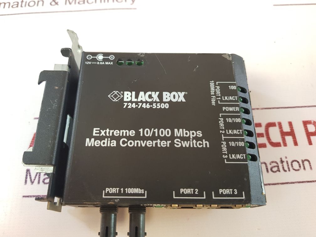 Black Box 724-746-5500 Media Converter Switch Lbh100A-pd-st-24