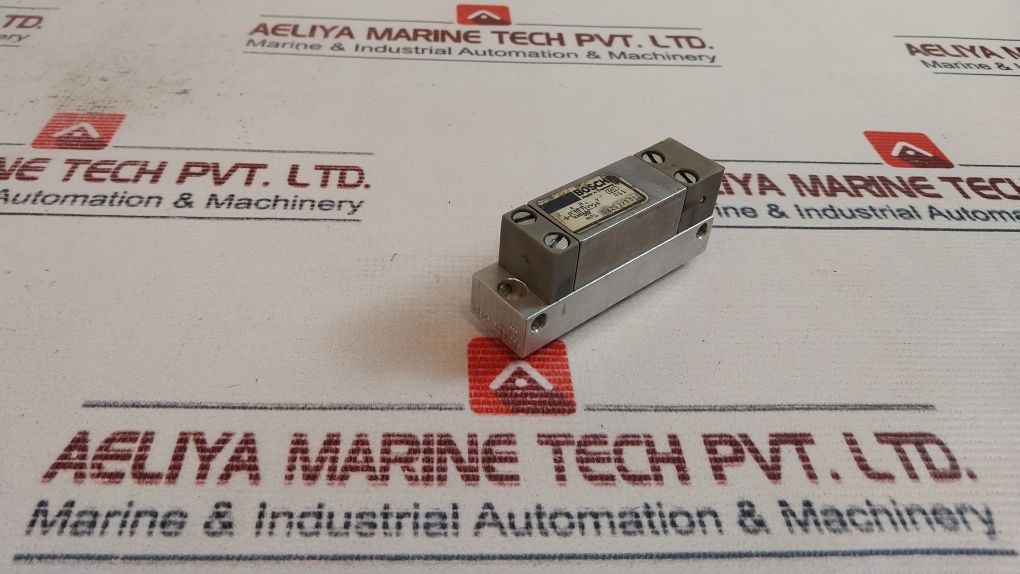 Bosch 0 820 223 011 Pneumatic Valve