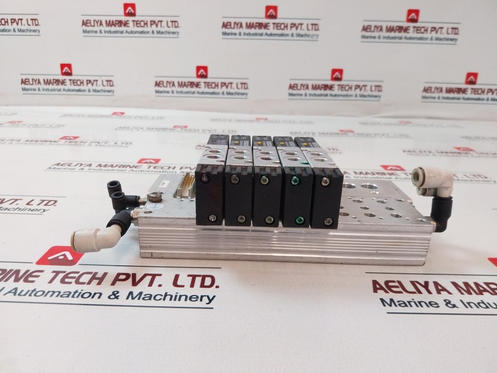 Bosch 0 821 707 082 Vacuum Valve 24V Dc