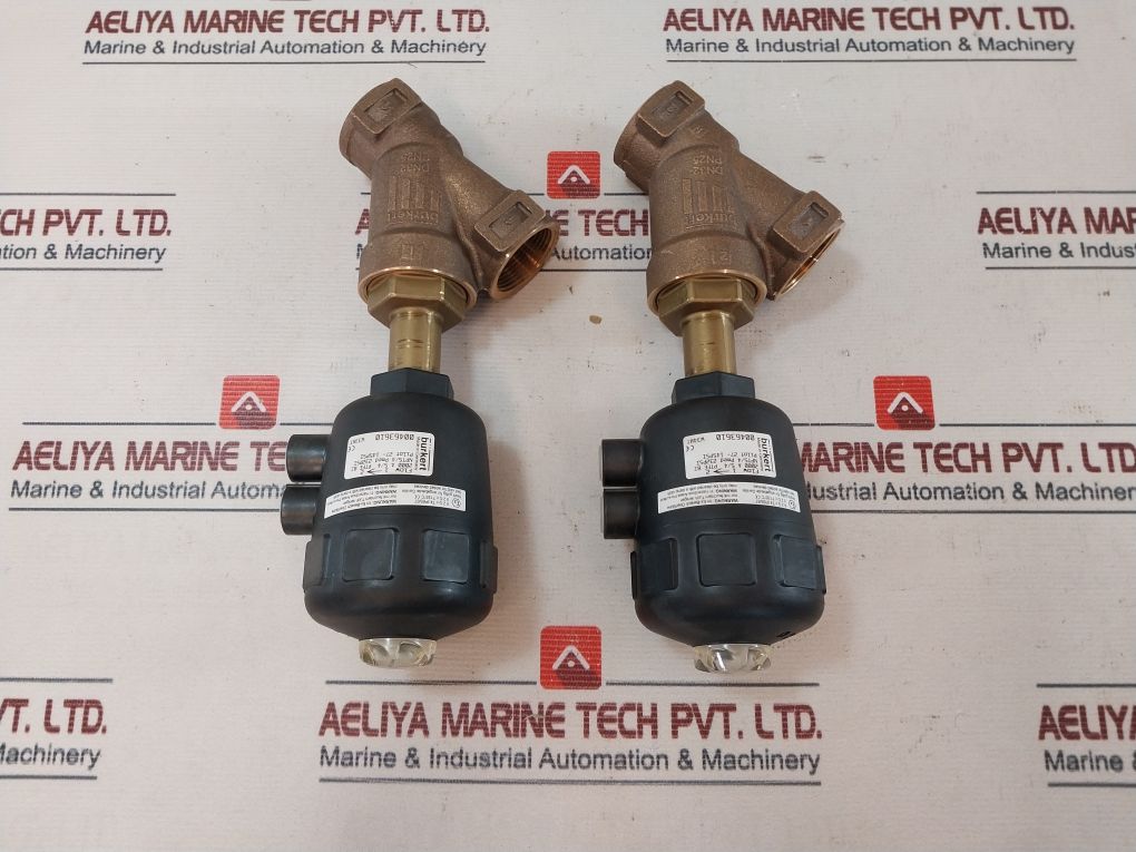 Burkert 2000 A 5/4 Ptfe Bz 2/2-way Angle Seat Valve