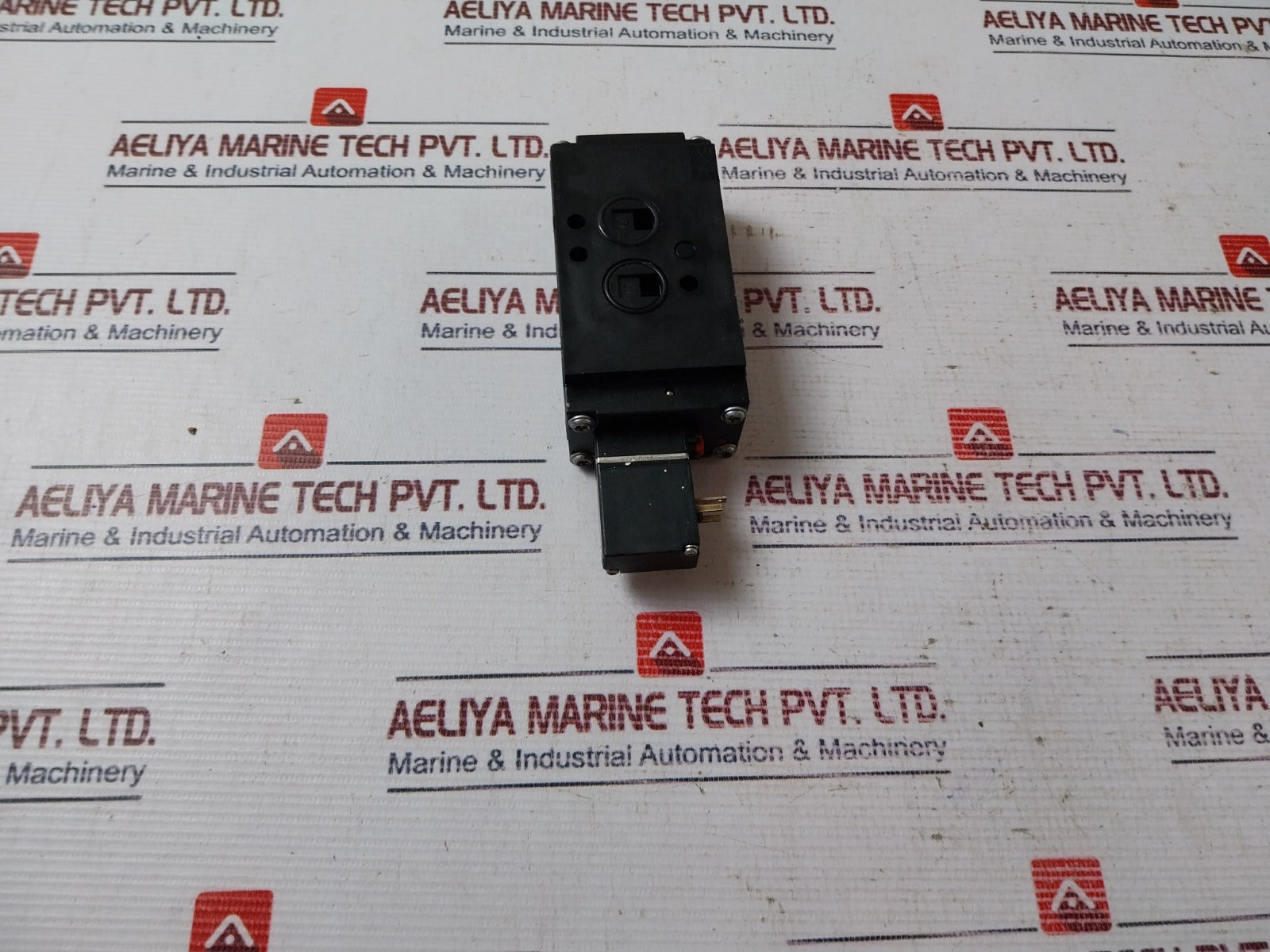 Burkert 6517 Solenoid Valve