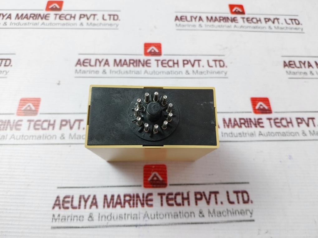 C-mac Rt16-2-1-240-60S Delay On Release Timer 2 Pole 5A/250 Vac