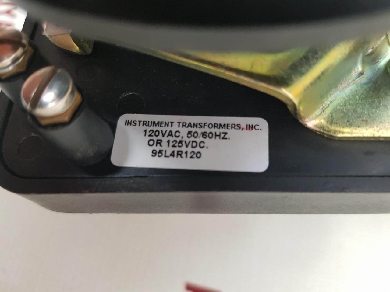 Iti 952438d-L4R120 Tripped breaker control