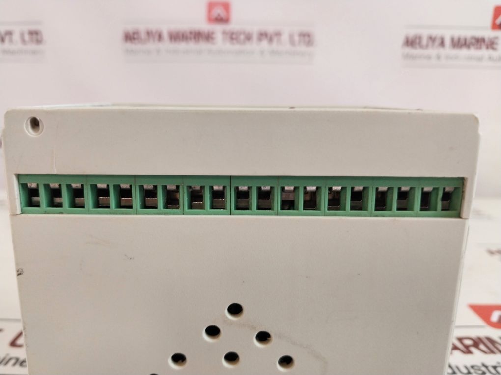 Canopus Instruments Iiif2A4242M-2 Dc Isolating Amplifier 230V Ac 50Hz