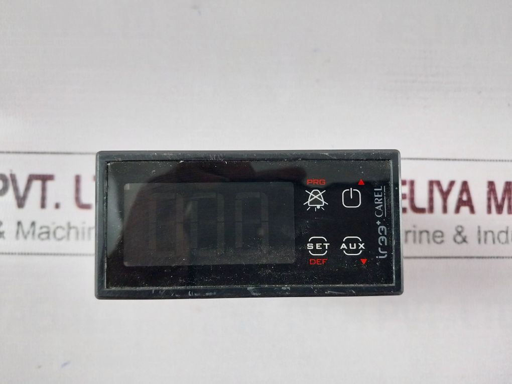 Carel Ir33+ Temperature Controller Irevc0Lc0U
