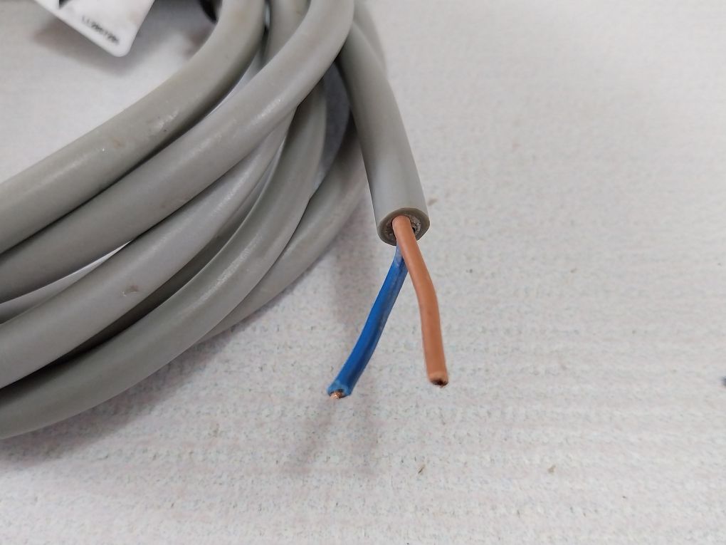 Carlo Gavazzi Ia18Elf05Hc Proximity Sensor