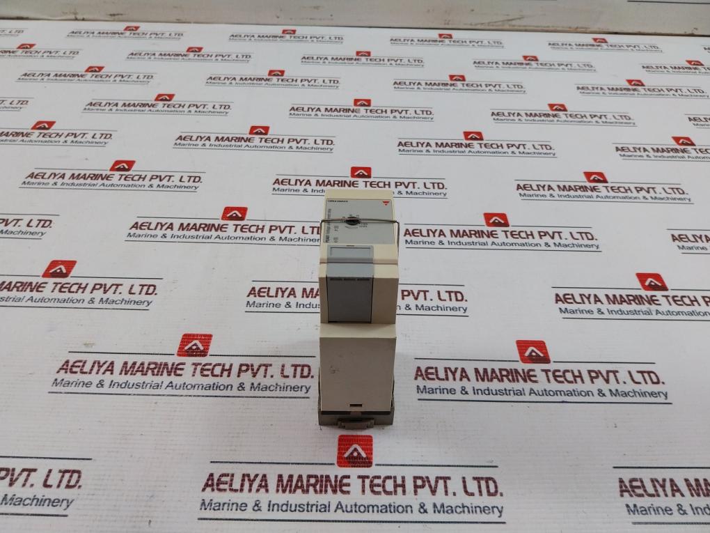 Carlo Gavazzi Pua01Cb23500V Voltage And Current Relay With Socket 50-60Hz