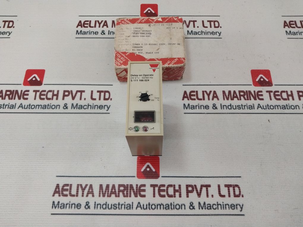 Carlo Gavazzi S 111 166 024 Plug-in Timer