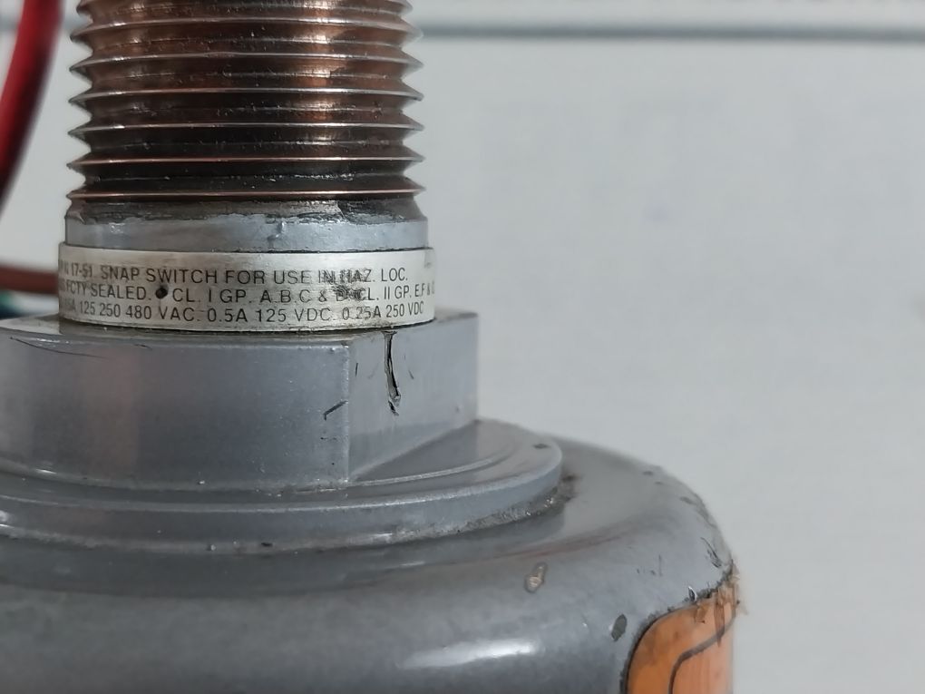 Ccs 646Gze7-7011 Pressure Switch 15 Amps