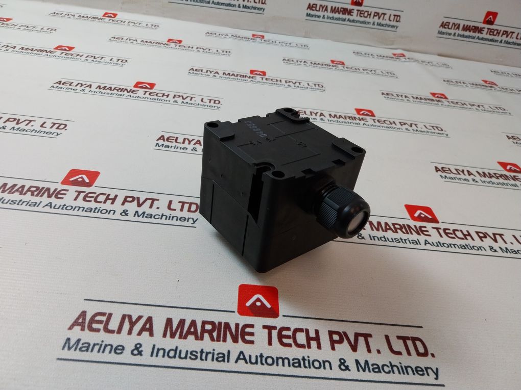 Ceag Ghg4118100R0009 Pushbutton
