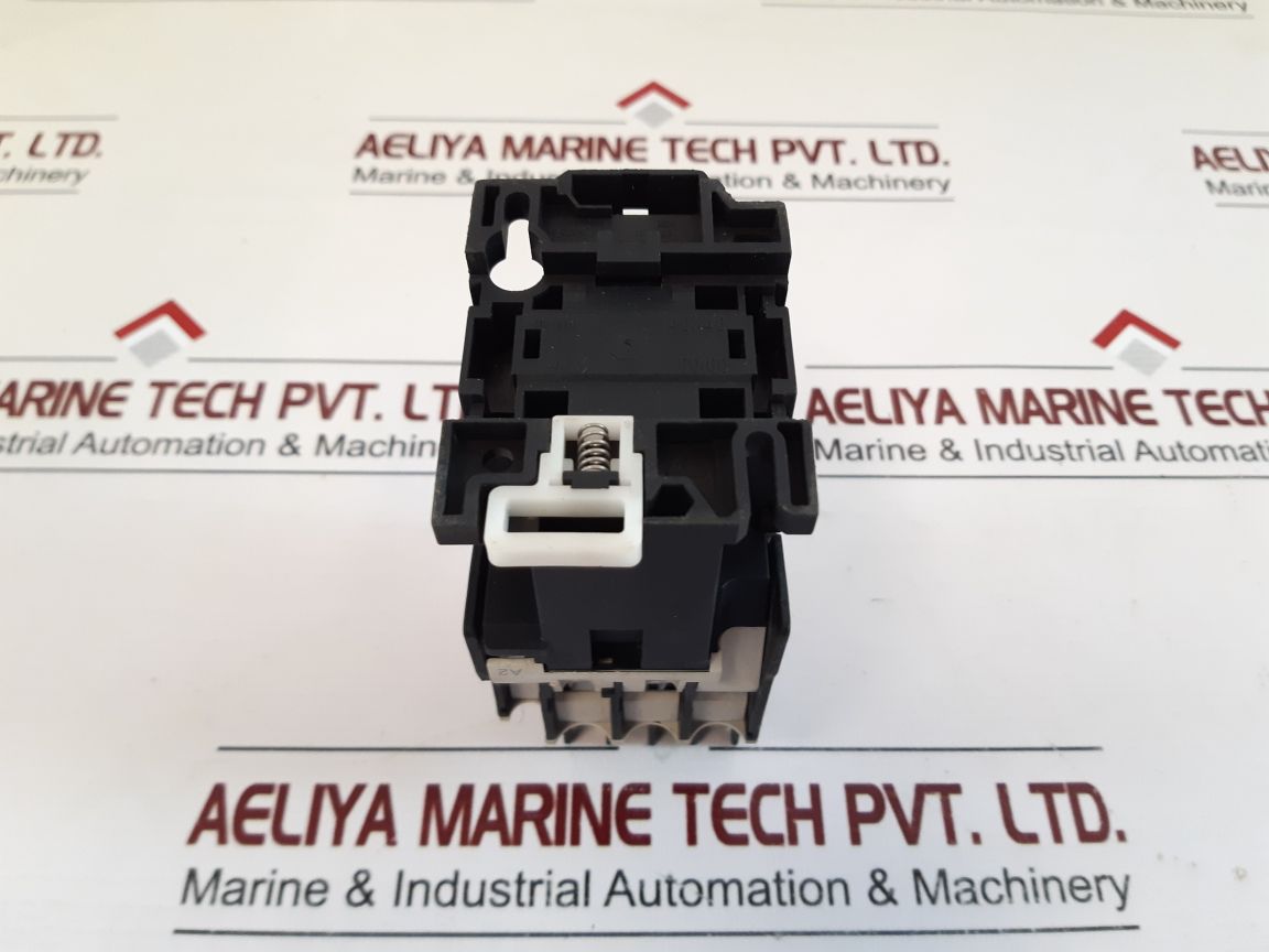 Chint Nc1-32 Contactor With F4-22 Auxiliary Contact