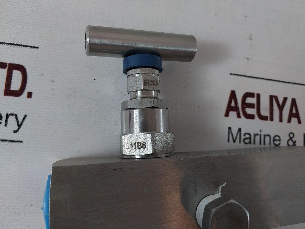 Comfit C2Vim Rm-05C-pl 1/2" Nptf Valve