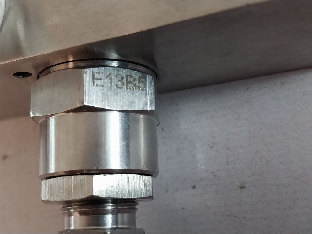 Comfit C2Vim Rm-05C-pl Valve 1/2" Nptf
