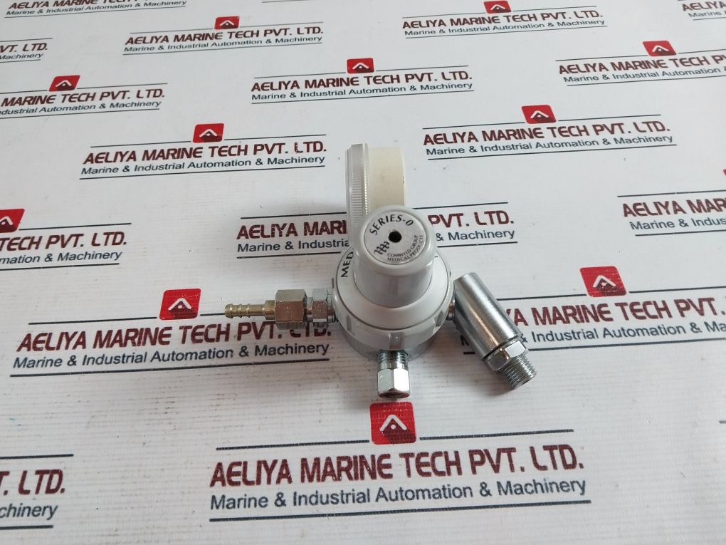 Comweld Series-o Medical Oxygen Regulator With Pressure Indicator 519037