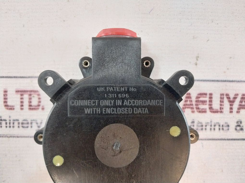 Consilium 60060-001010 (Is)