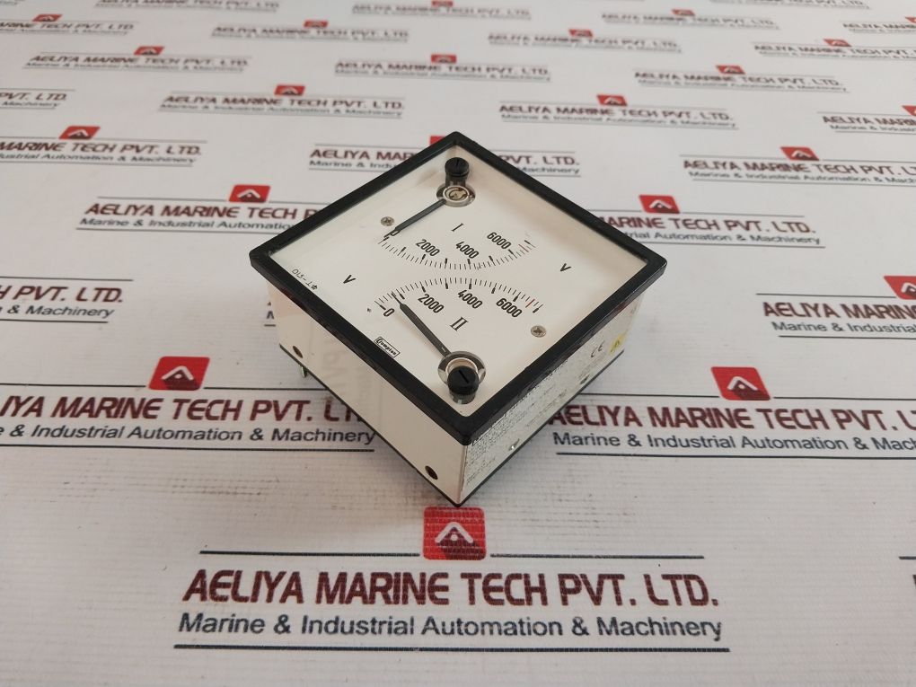 Crompton 244-80Lg-yc**-c6-4T-sr Analog Volmeter 0/106 Volts Ac
