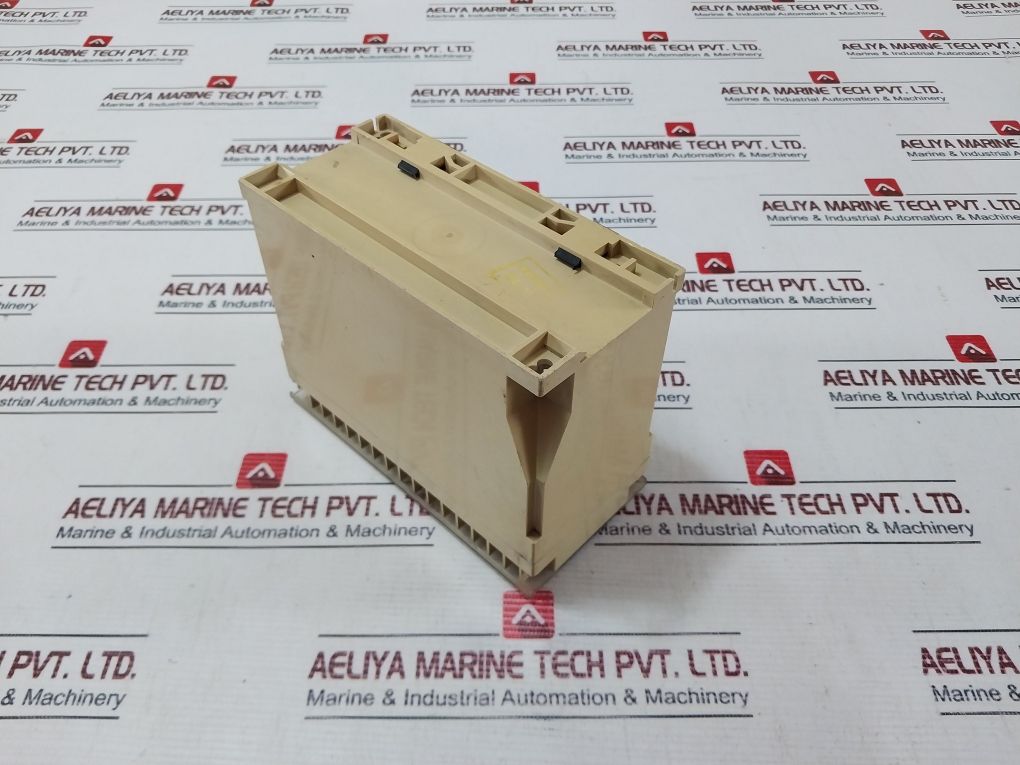 Crompton Instruments 256-patw Protector Relay Delay 415V 5A 50Hz