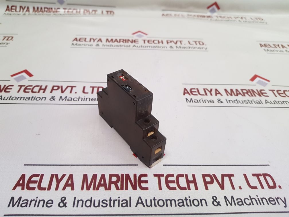 Crouzet 88 810.0 Time Delay Relay