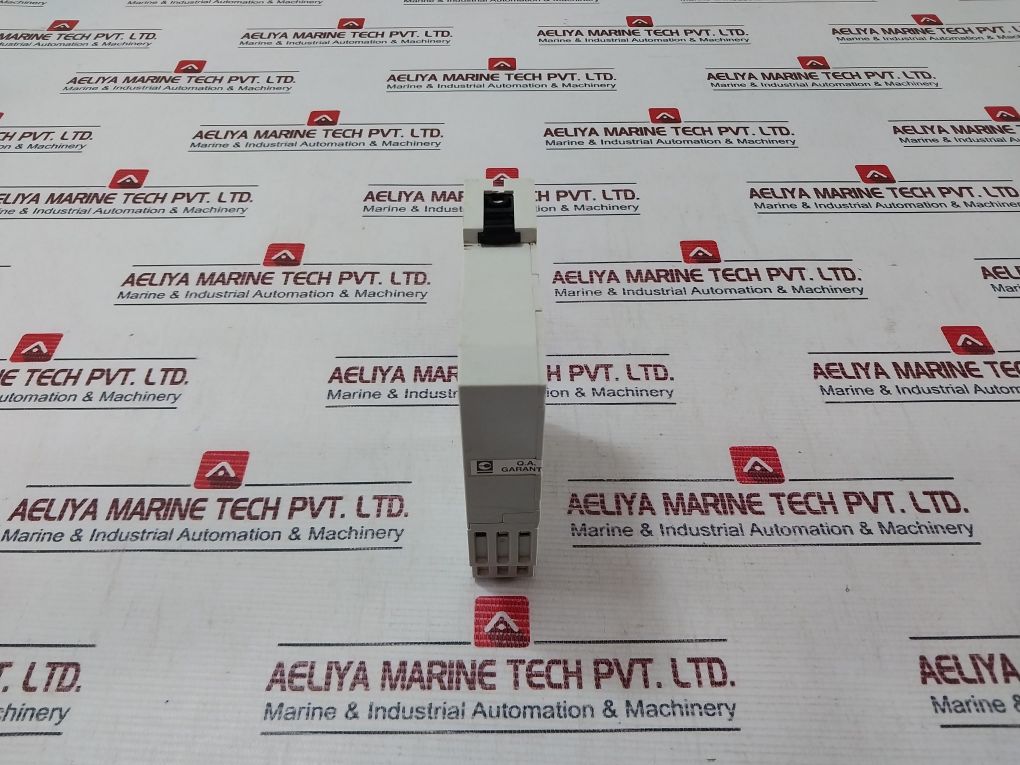 Crouzet Kna3 Xs Safety Relay 24Vac/Dc 50/60Hz