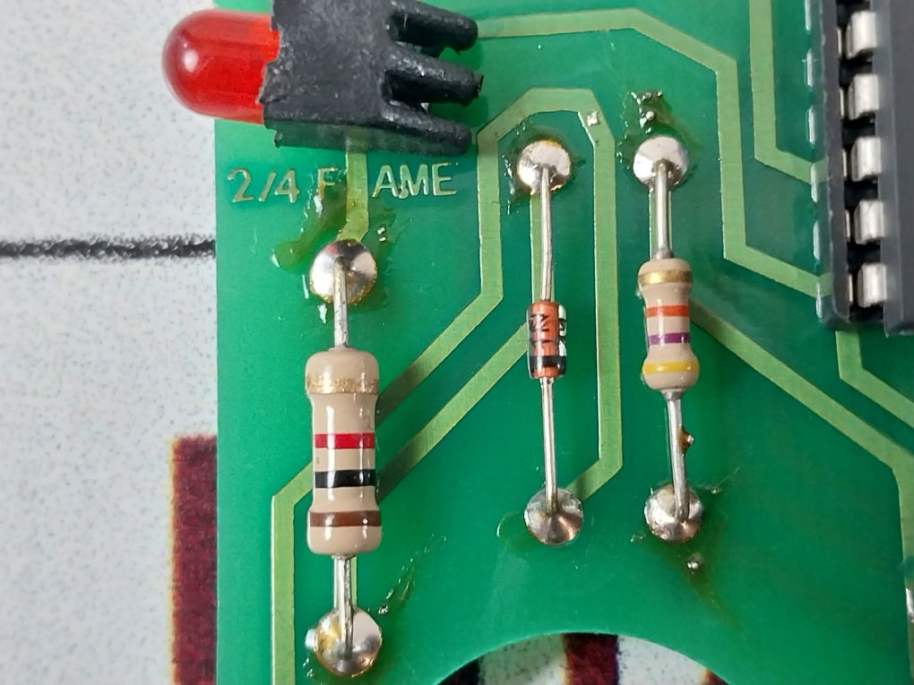Alstom D-984 0584 2/4 Flame & Fault Alarm Board
