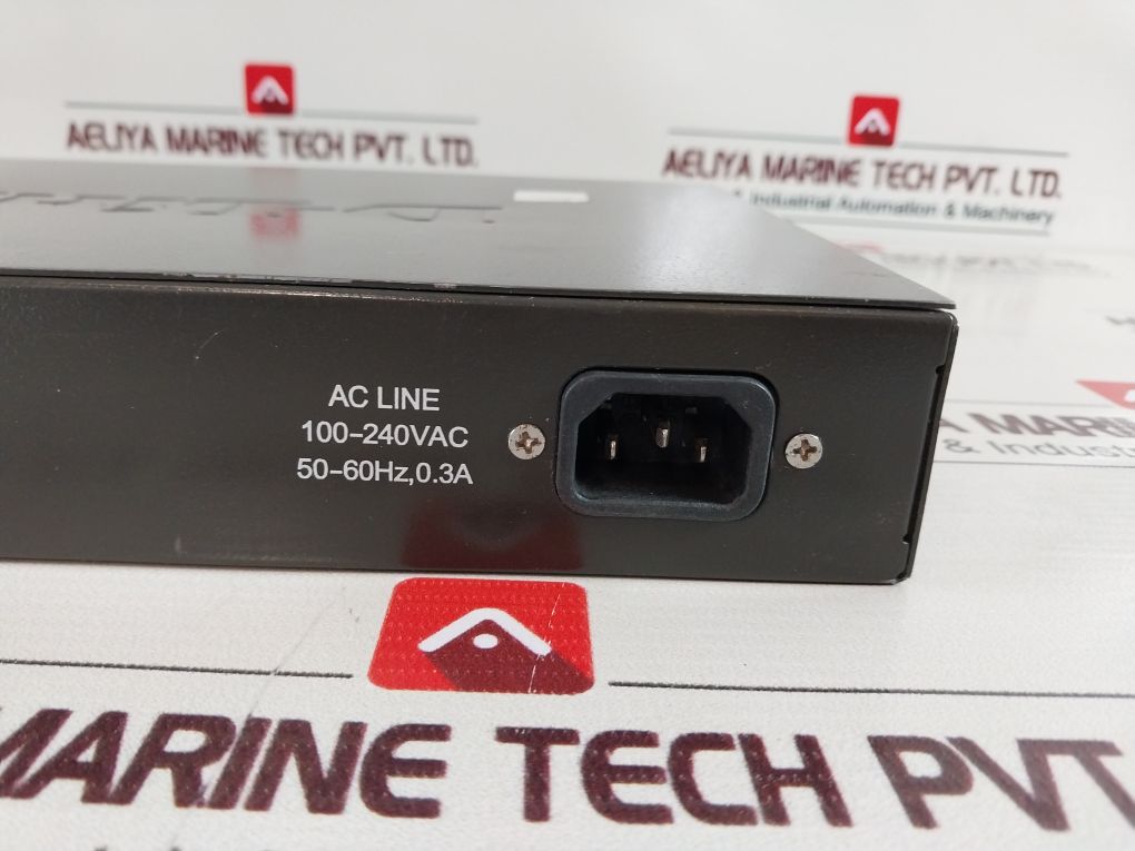 D-link Des-1024D 10/100 Fast Ethernet Switch