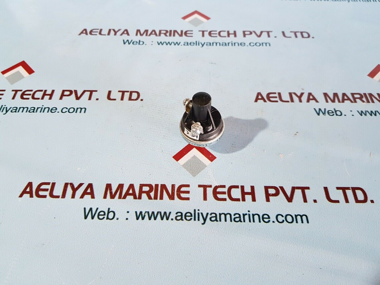 Honeywell 1082a70g17 41-7064 pressure sensor