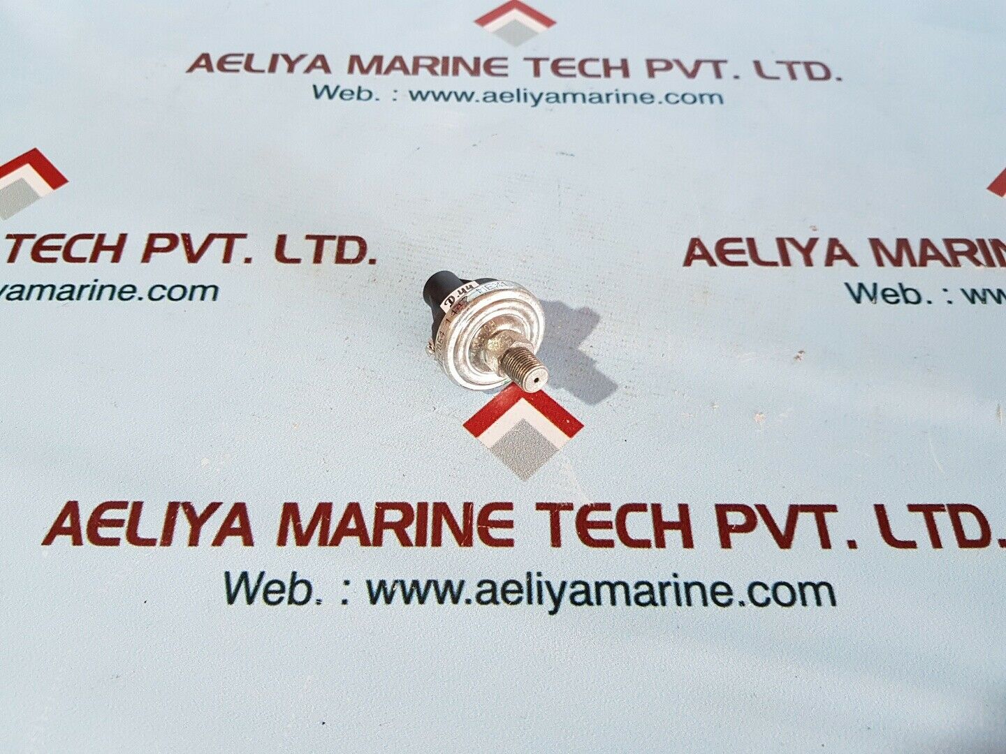 Honeywell 1082a70g17 41-7064 pressure switch 1447 mex1