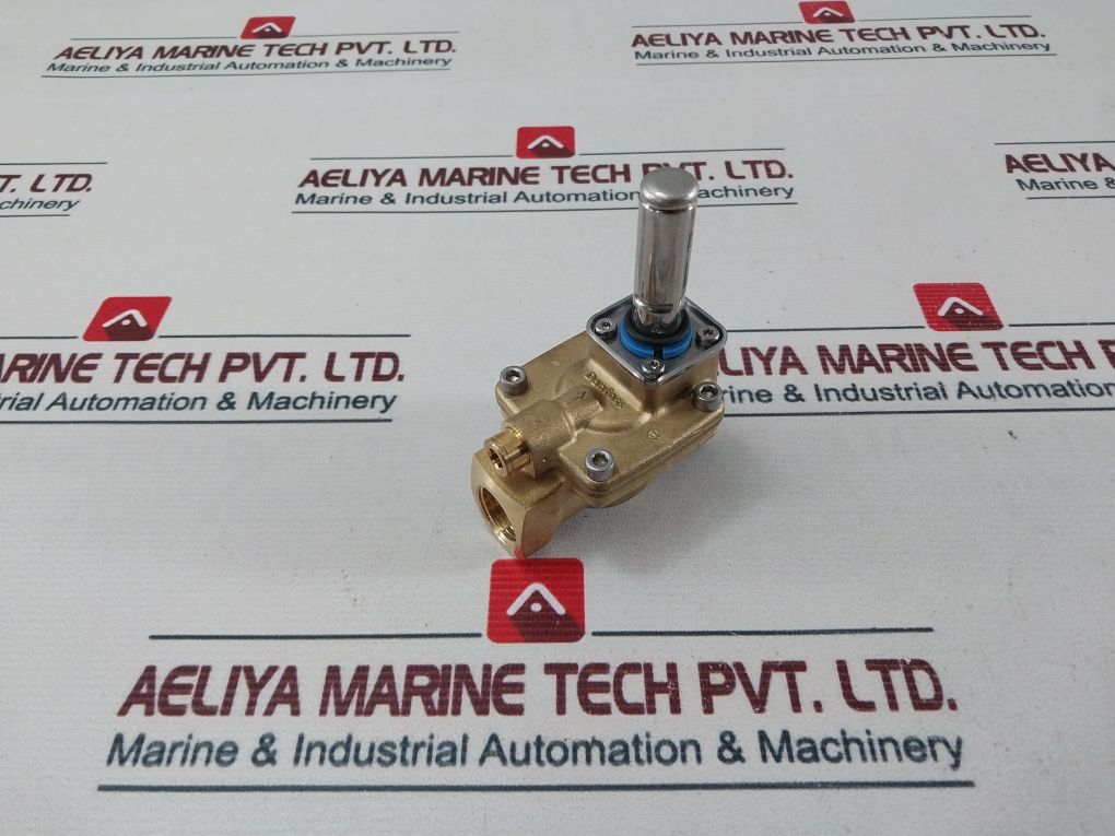 Danfoss 032U7117 Solenoid Valve