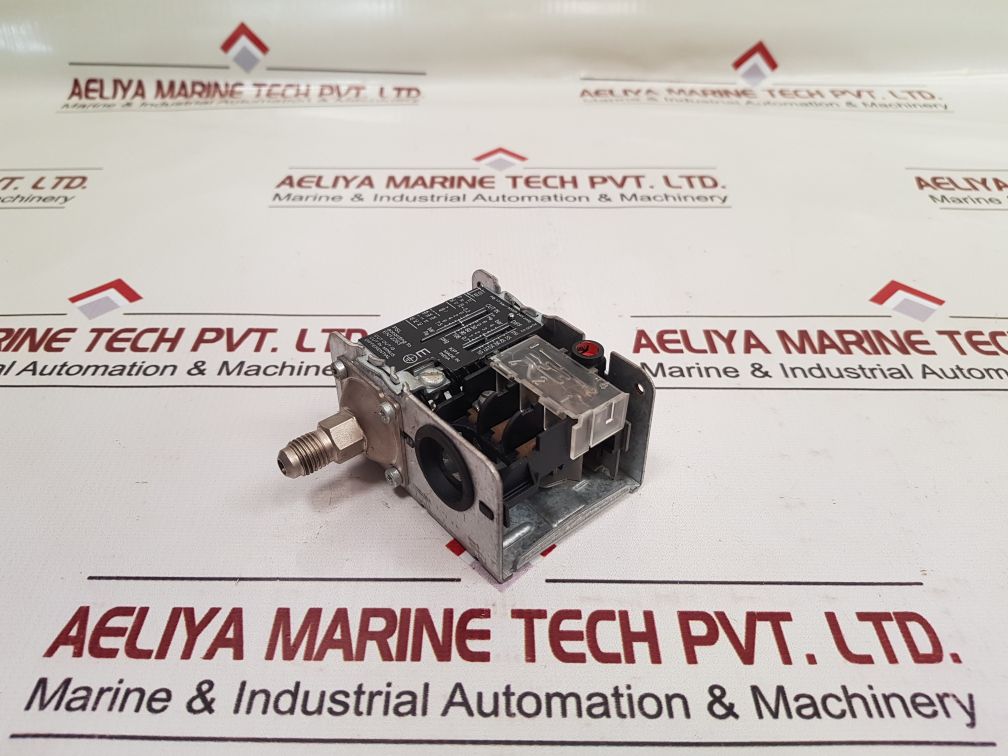 Danfoss 060-110191 Pressure Control Switch