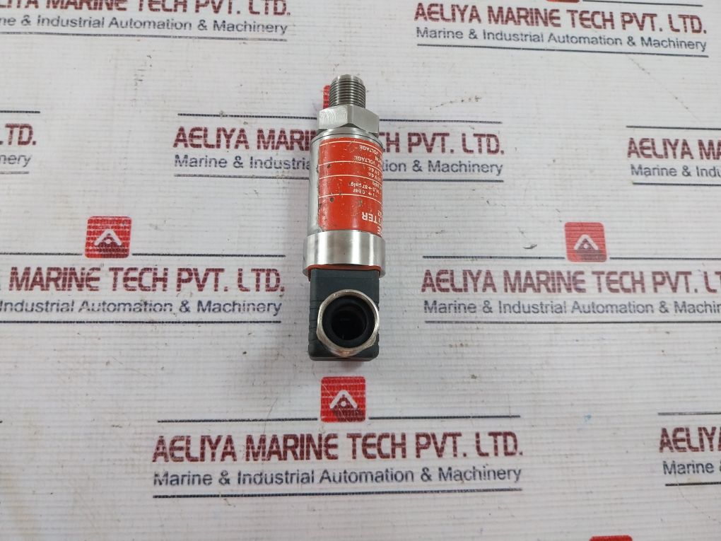 Danfoss Aks 32 Pressure Transmitter 060G2004 319 Psig