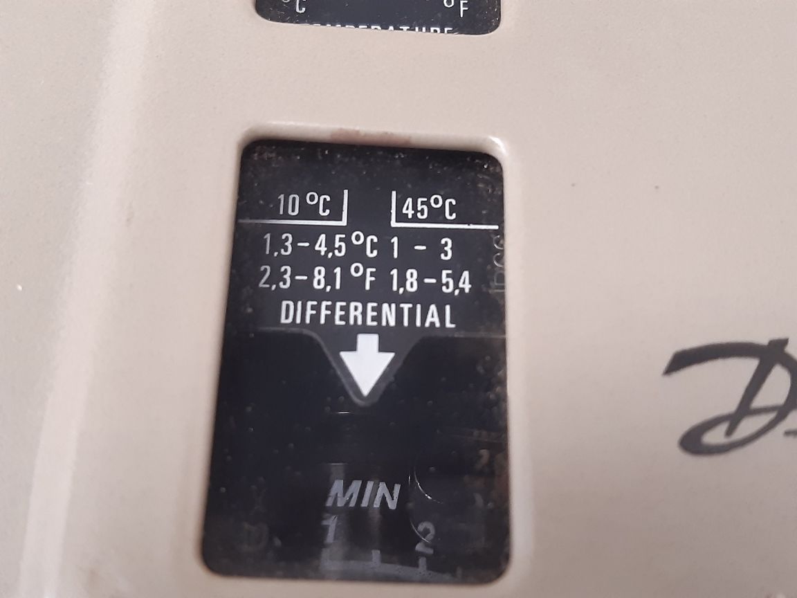 Danfoss Rt 103 Temperature Controller
