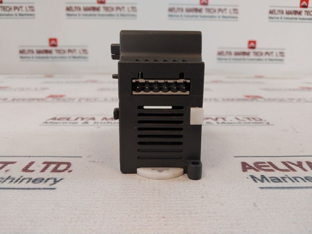 Delta Dvp08Xn211R Output Module