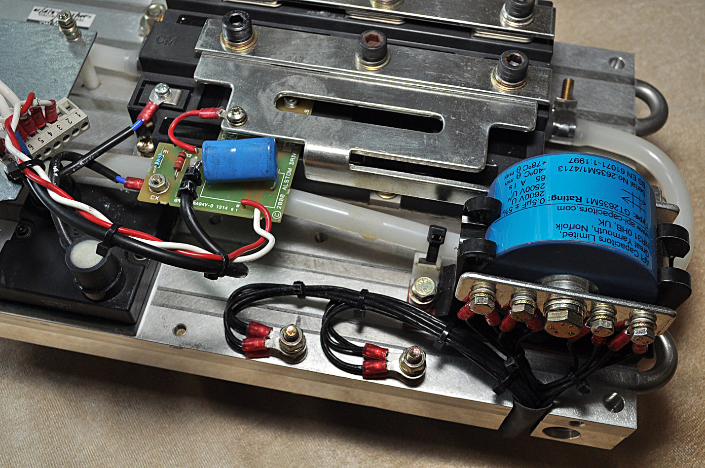 Mitsubishi Electric Cm1200Hb-66H 301 Module 10 Bar Gt2635M1