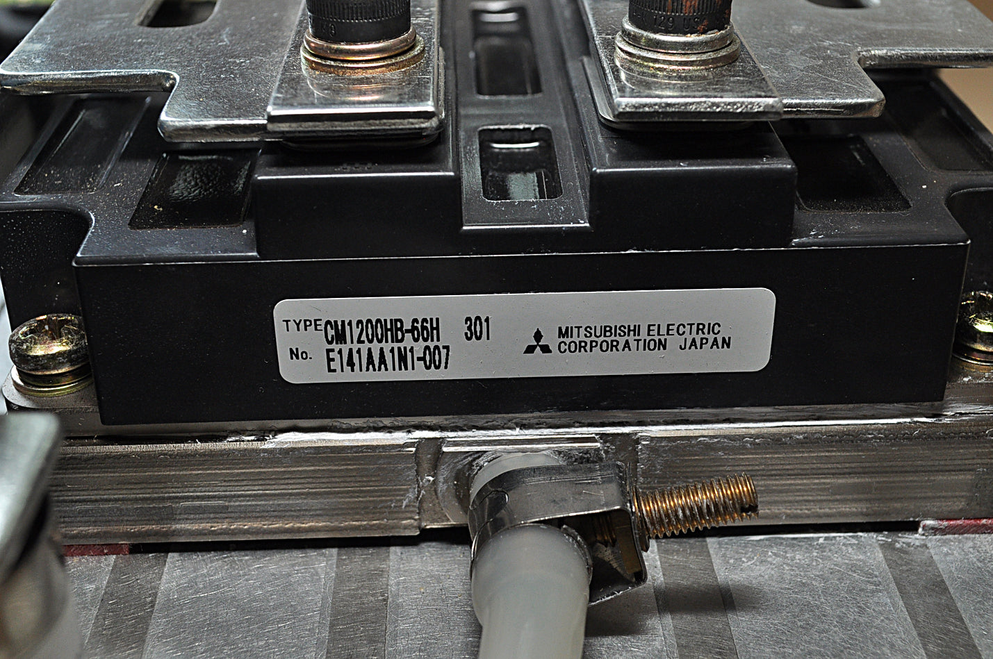 Mitsubishi Electric Cm1200Hb-66H 301 Module 10 Bar Gt2635M1