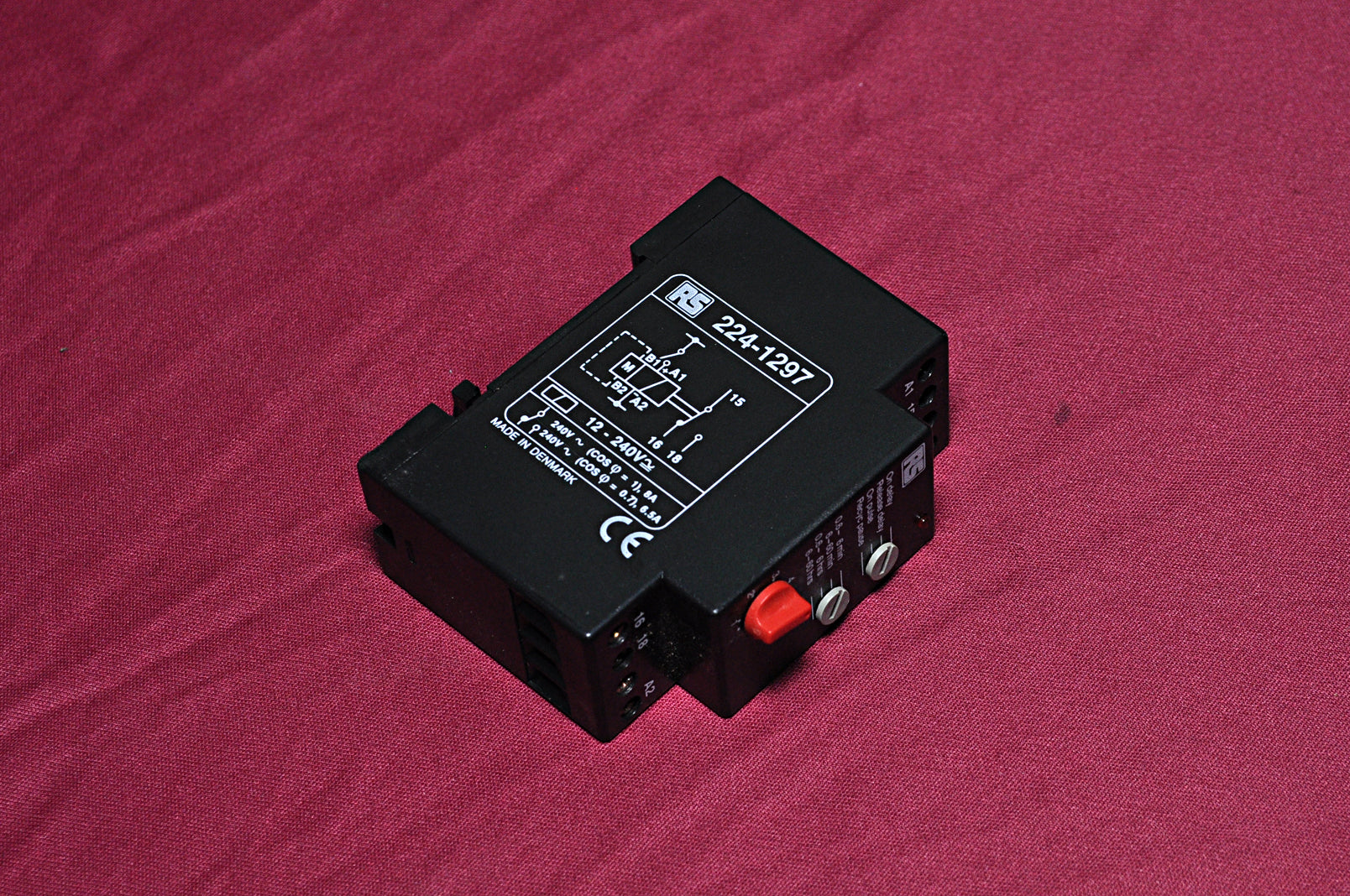 Rs components 224-1297 multifunction timer relay