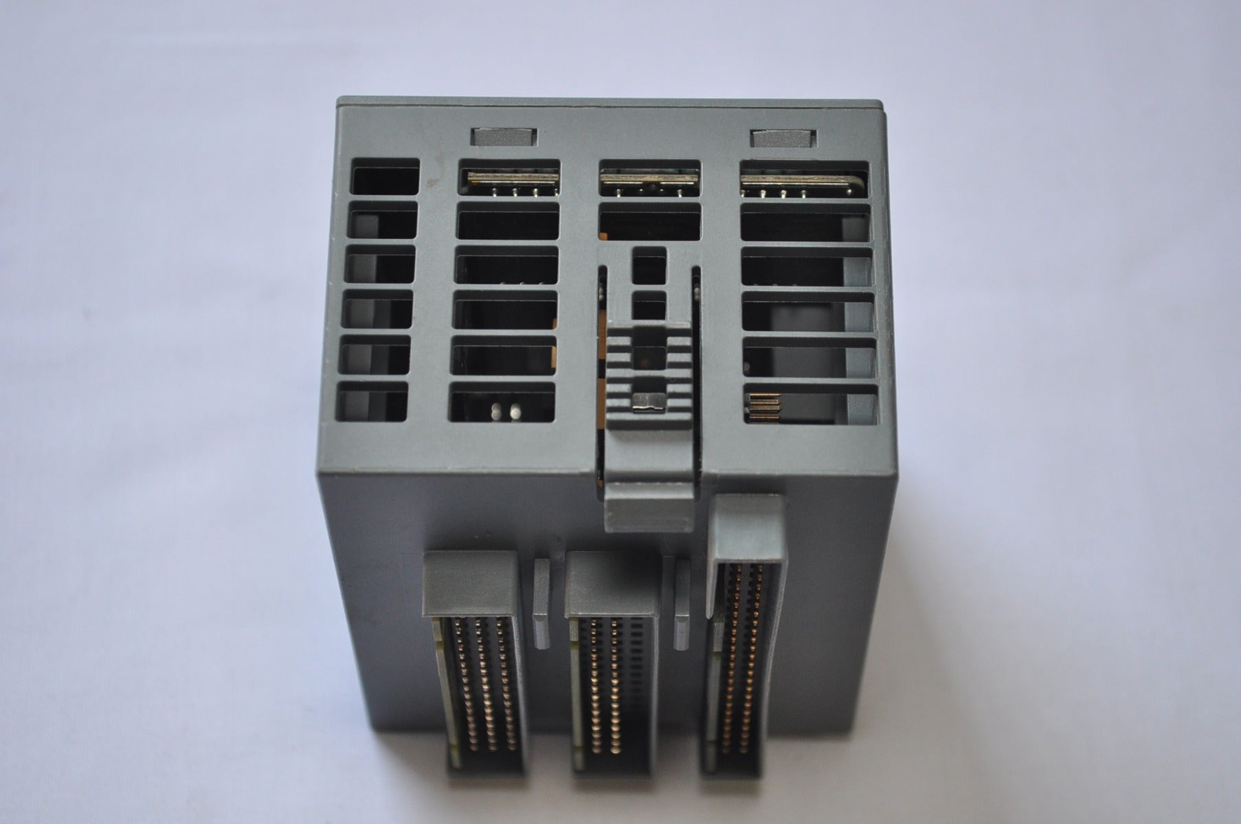 Abb Pm581-eth A2 1Sap140100R0270 Central Processing Unit 256Kb Ethernet