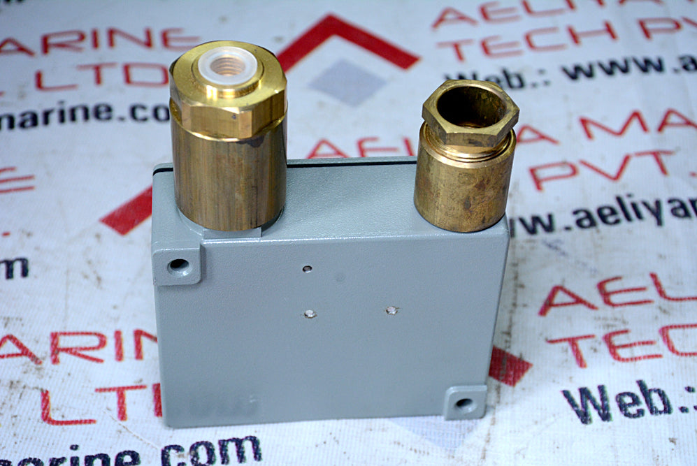 TRAFAG 904.2676.903 PRESSOSTAT PRESSURE SWITCHES