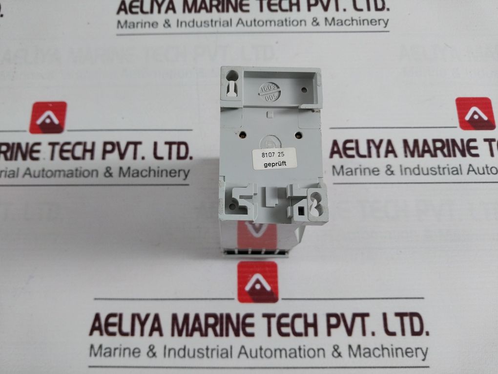 E. Dold Ad 866.14 Switching Relay 110V