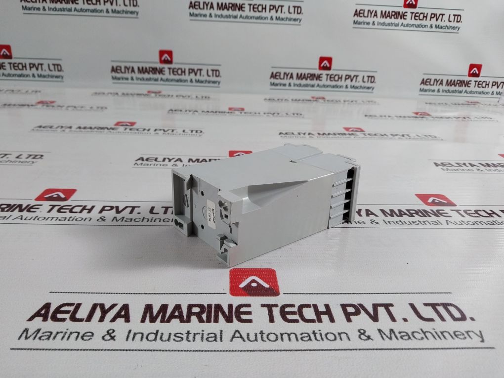 E. Dold Ad 866.14 Switching Relay 110V