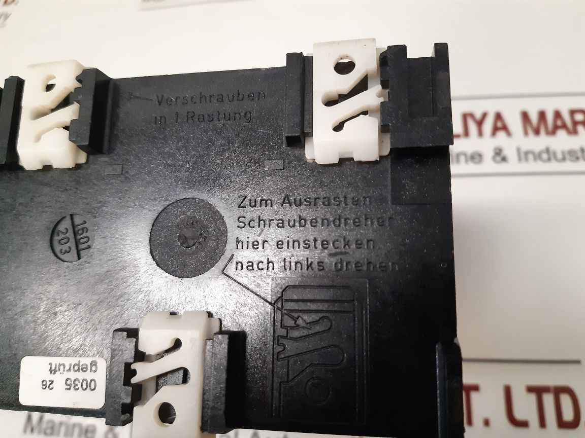 E.Dold & Sohne Bn5930.48 Safety Relay Bn5930